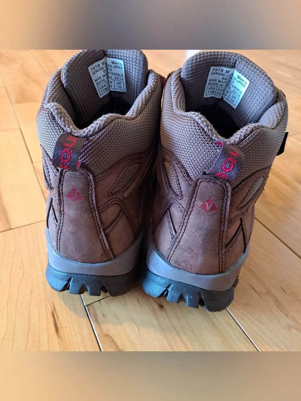 VASQUE 7418 TALUS ULTRADRY Men's Hiking Boots Brown Leather Vibram Sole Size 11